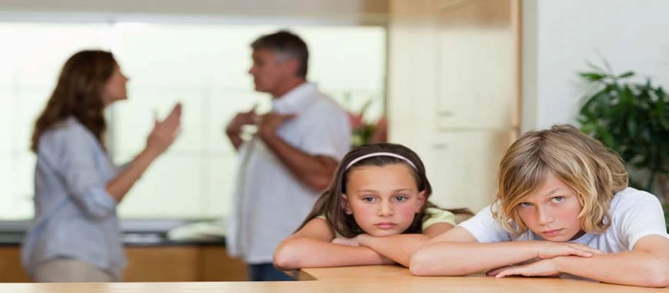 Ζείτε μαζί αλλά σαν χωρισμένοι - Πόσο επηρεάζει κάτι τέτοιο ένα παιδί;